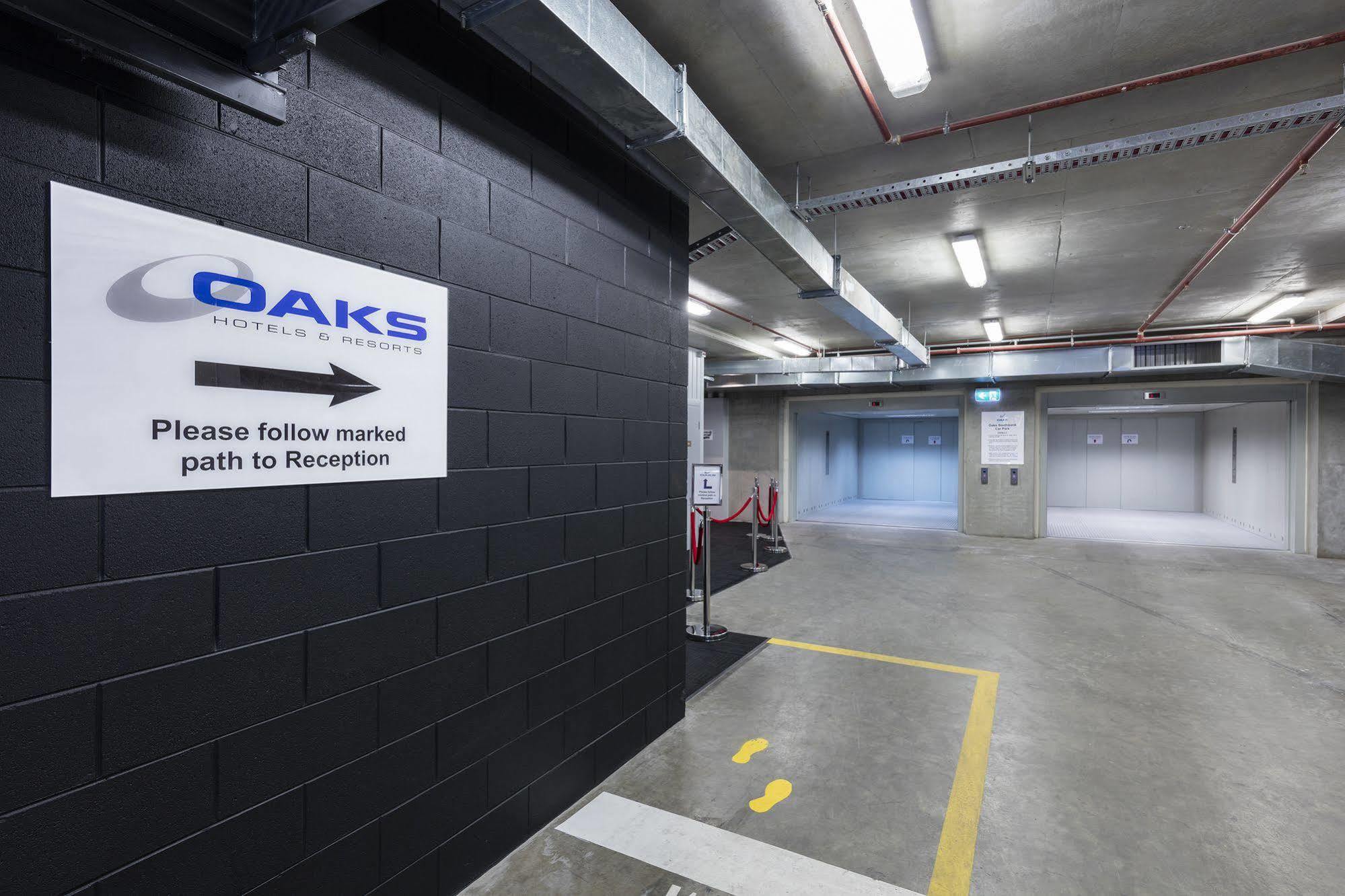 Oaks Melbourne Southbank Suites Exterior photo