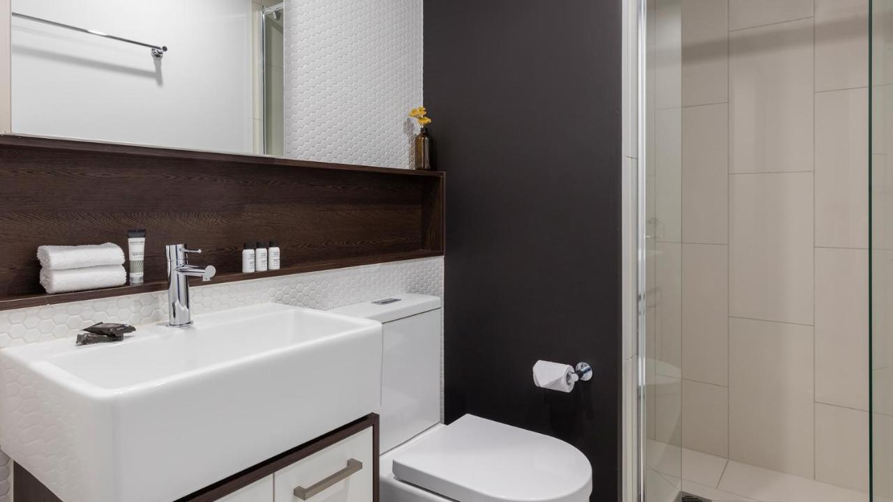 Oaks Melbourne Southbank Suites Exterior photo