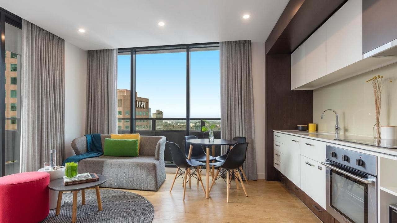 Oaks Melbourne Southbank Suites Exterior photo